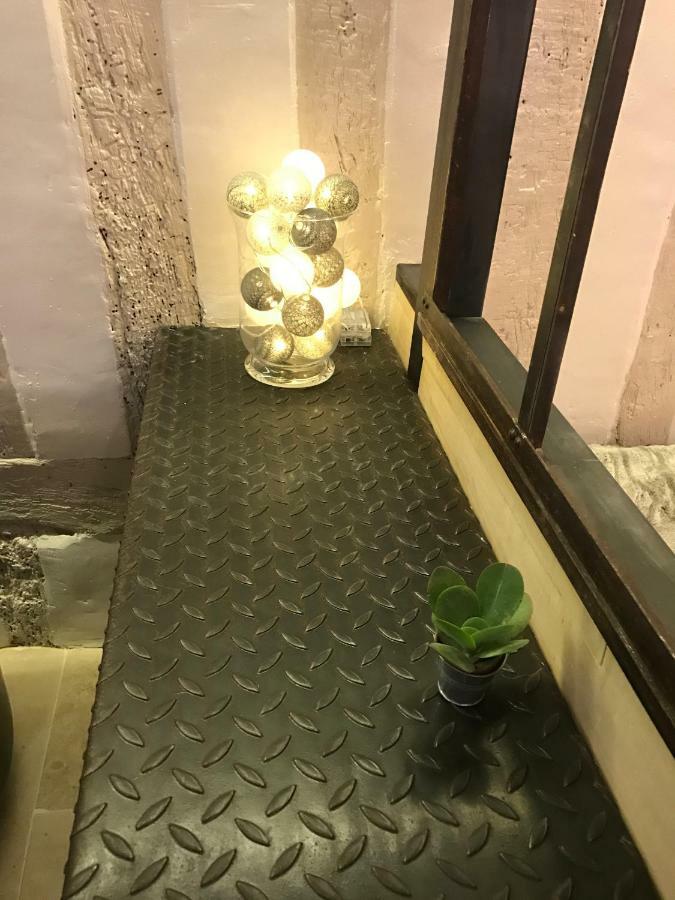Le Lingotin Apartment Honfleur Bagian luar foto