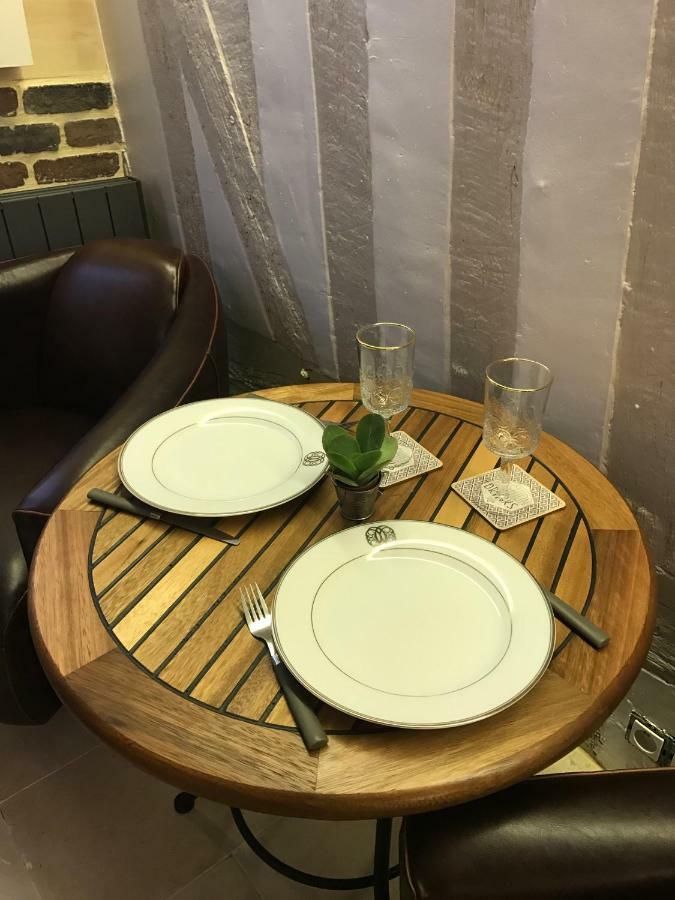 Le Lingotin Apartment Honfleur Bagian luar foto