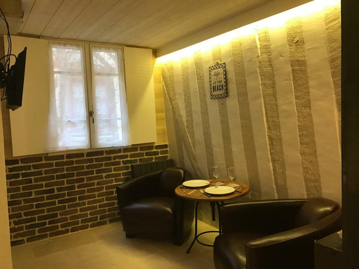 Le Lingotin Apartment Honfleur Bagian luar foto